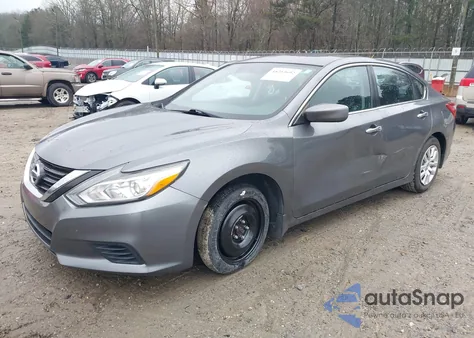 2017 Nissan Altima 2.5 S z USA, uszkodzony, nr VIN 1N4AL3AP0HN308606